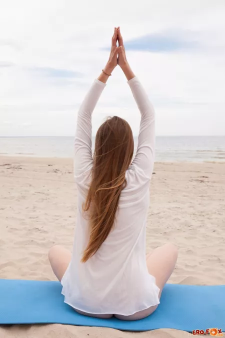 Матильда Сан на природе: летний йога отдых